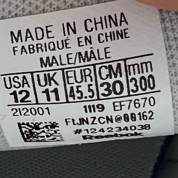 New Reebok Royal Ultra Blue / Red Sneakers - Picture 13 of 13